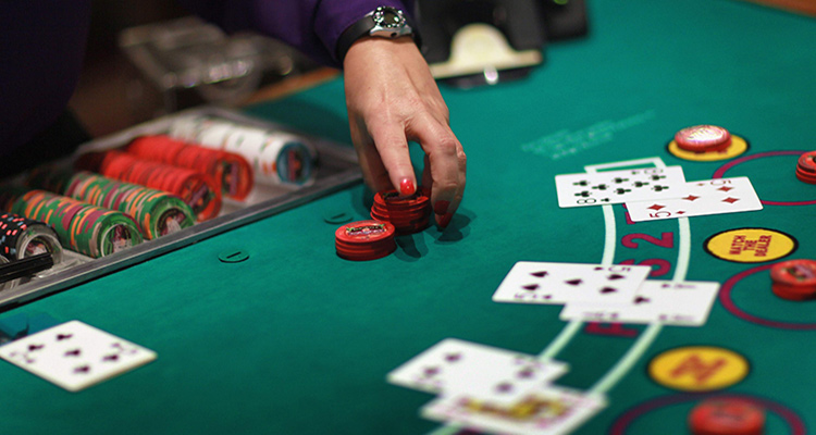 Choosing the right strategy to play in the casino guarantees the success of the player